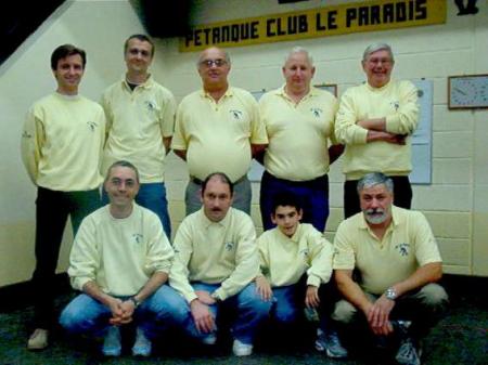 equipe promotion 2 championne 2004-2005 le paradis avec debout de gauch a droite David Van Holebeek-Bruno Tollebeek-Charly Jabe-Christian Defuster-Jean Mons.Accroupis:Dimitri Croux-Miguel Arcq-Maxime